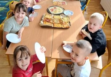 Dzień pizzy w oddziale przedszkolnym