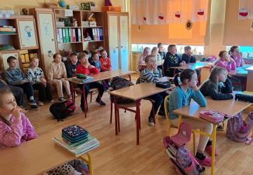 Lekcja z pedagogiem w klasach 2 i 3.