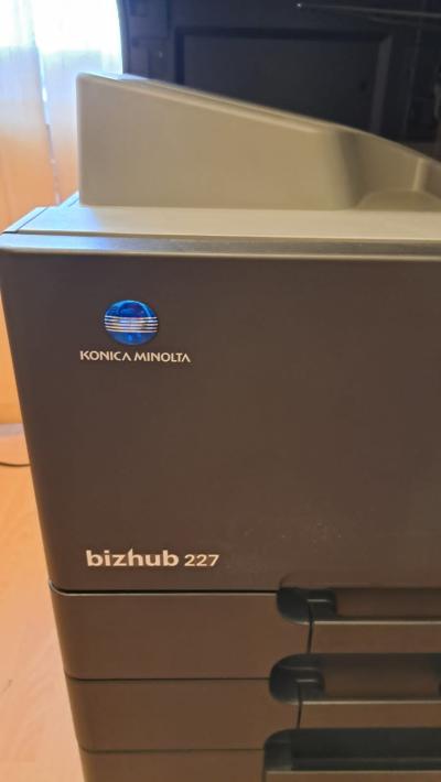 2ZaIukV2.jpg