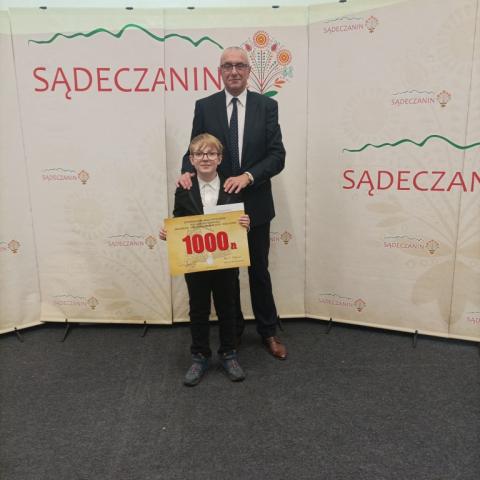 Mamy laureatkę i finalistę konkursu historycznego ,, Mój Region-Moja Duma, Moje Miasto-Moja Duma”