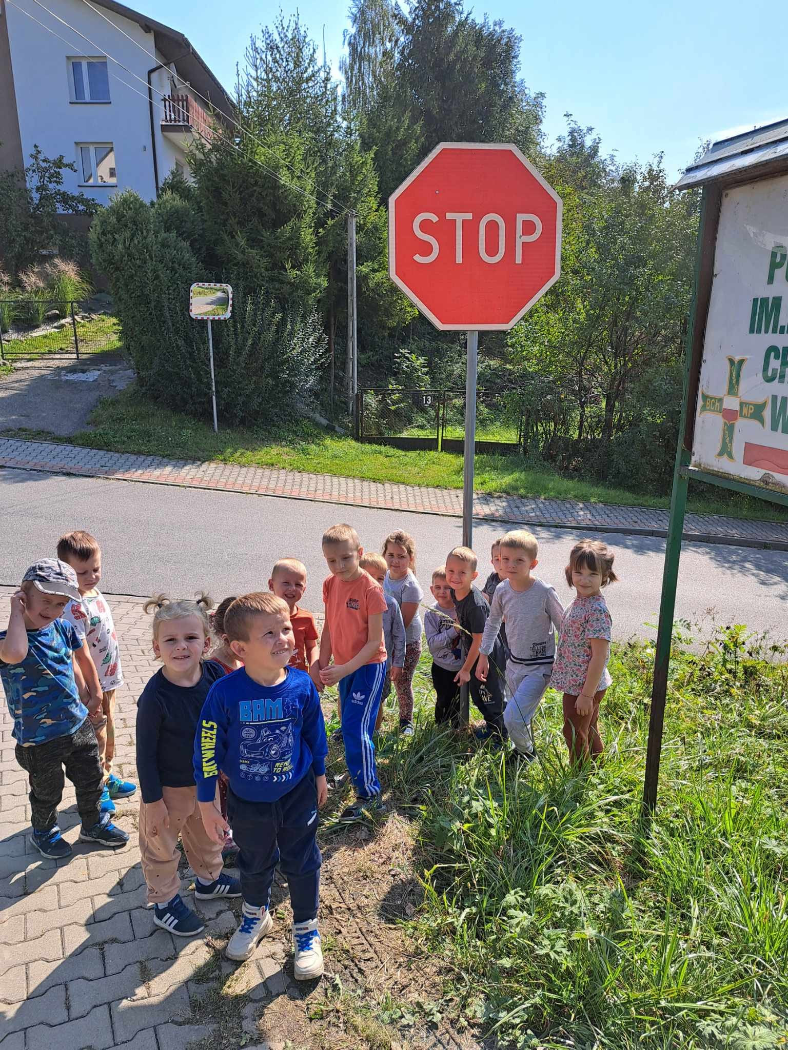 Spacer dzieci z oddziału przedszkolnego